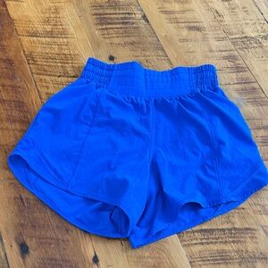 Lululemon Athletica Royal Blue Women's Athletic Shorts 2.5 inseam hotty hot